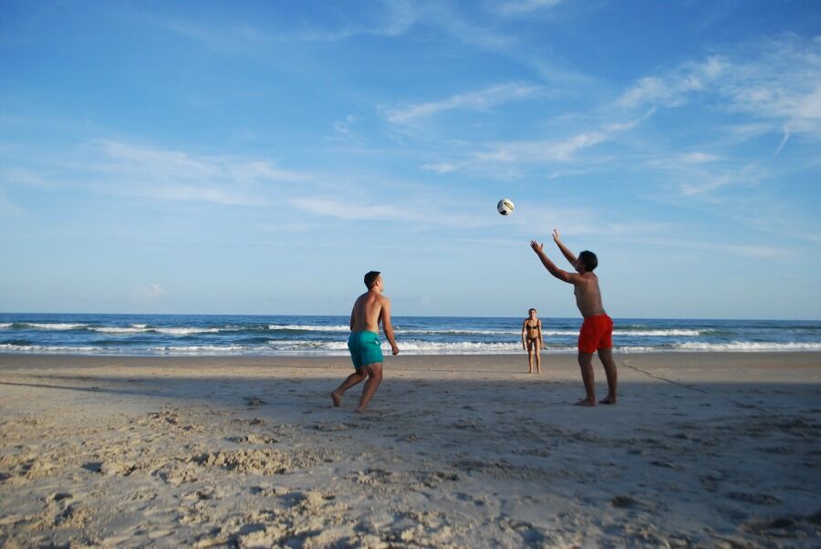 beach volleyball