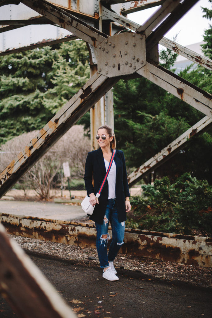 Closet Basics: What You Should Have and How to Update Them 