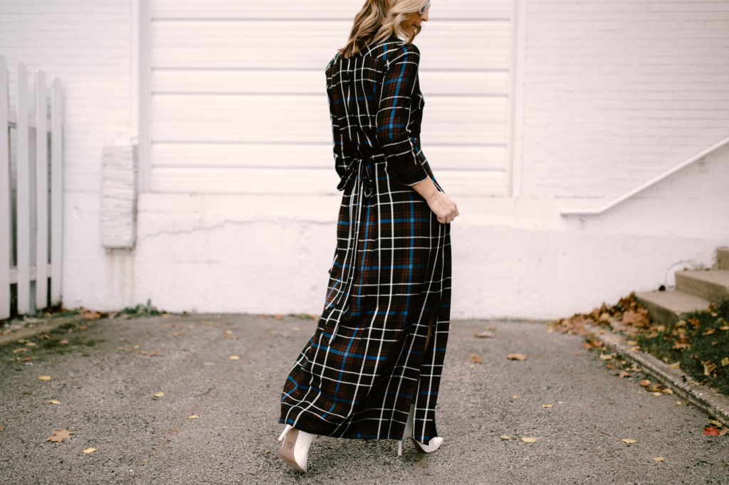 Plaid maxi dress features pockets