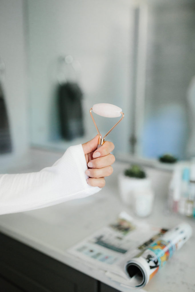 Rose Quartz Roller Beauty Tool