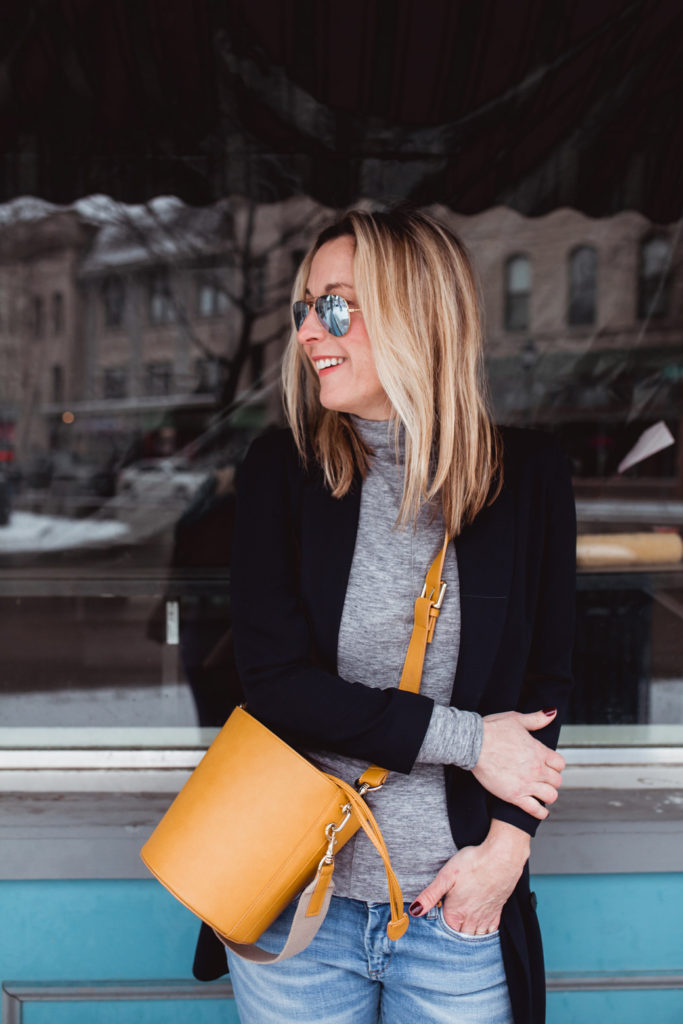 How to Minimize Your Wardrobe