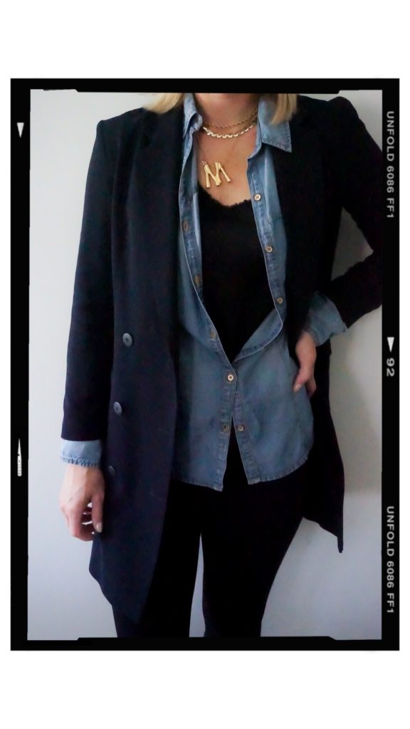 how to wear a denim shirt with leggings