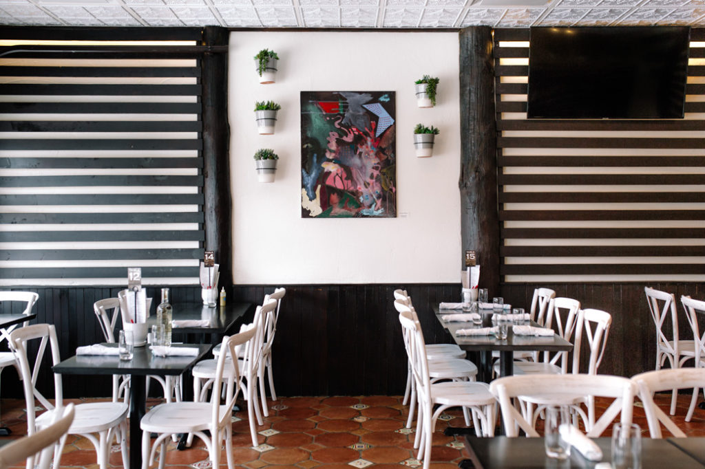 Mexican restaurant decor