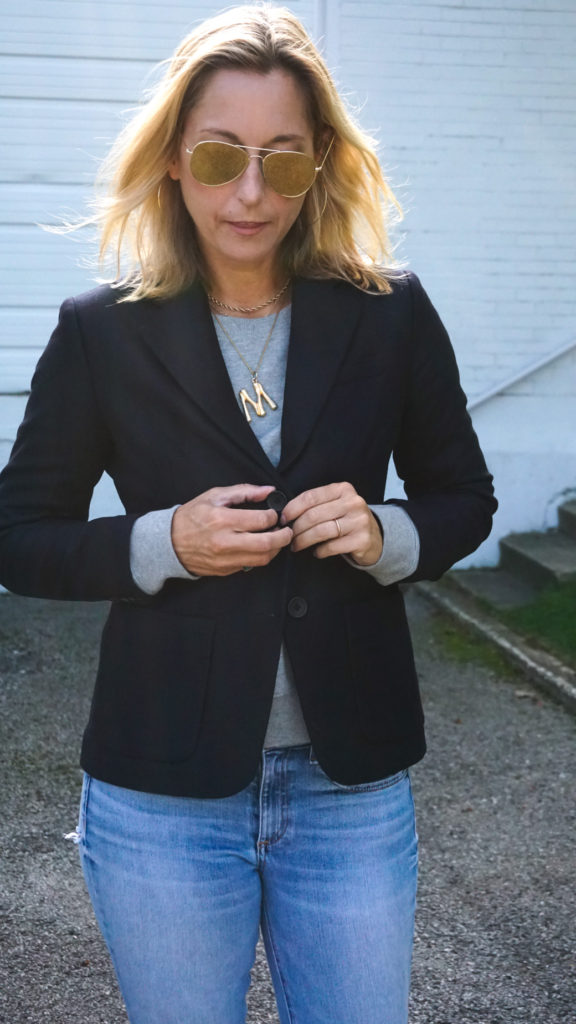 how to style a navy blazer