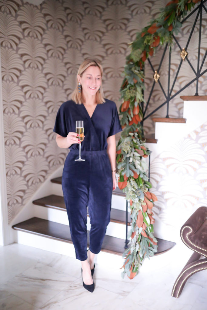 Four Casual Chic Christmas Outfits