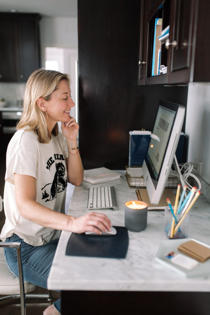 How to Shop Online for Clothes