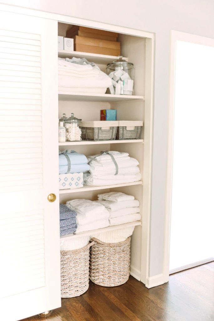 How to Organize a Linen Closet