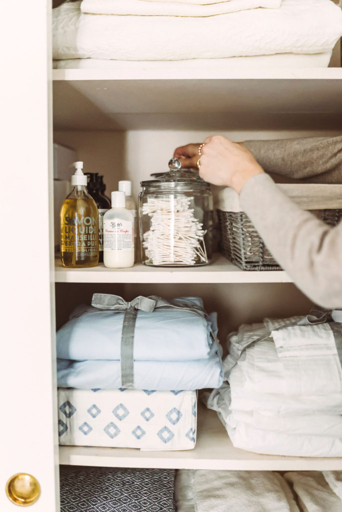 How to Organize a Linen Closet